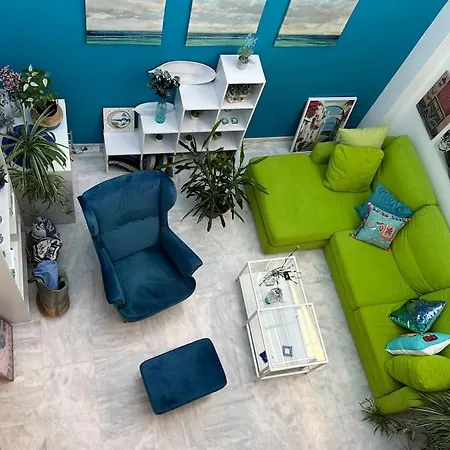 Atico Triana Con Terraza 아파트 *