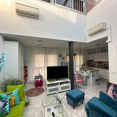 Apartamento Atico Triana Con Terraza